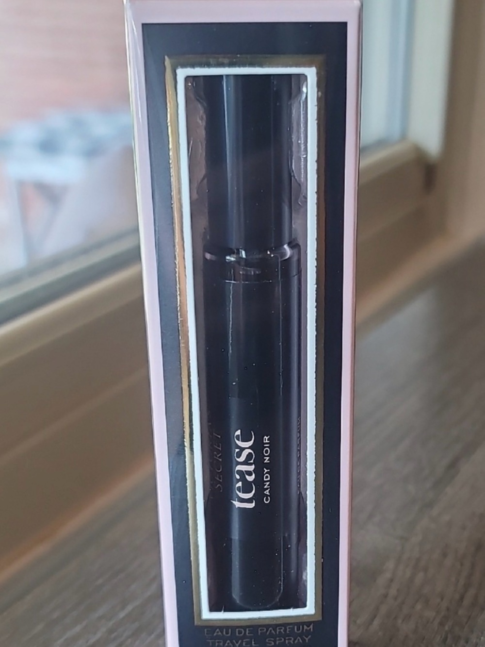 Victoria secret -Tease Candy Noir spray NEW